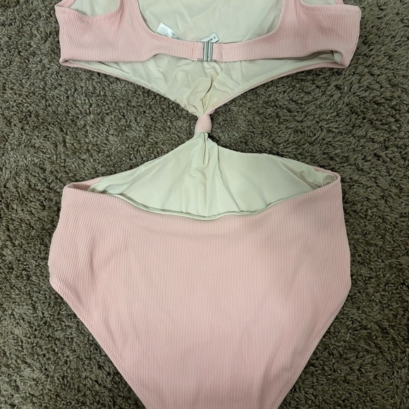 Solid & Striped Bailey One Piece Pale Pink Swimsuit - Picture 7 of 13